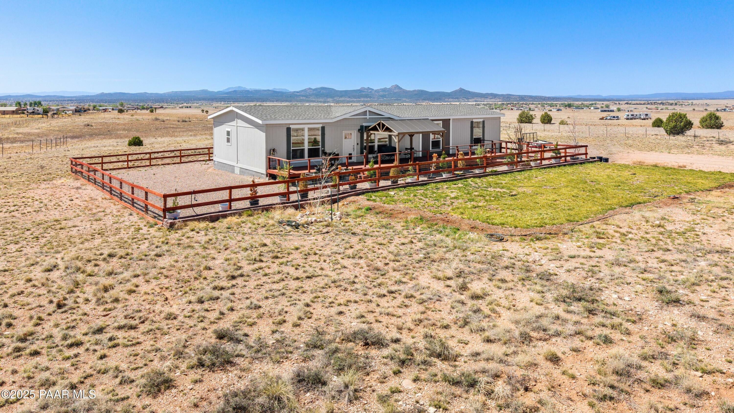 Property Photo: 27139 N Lucky Lane AZ 86334