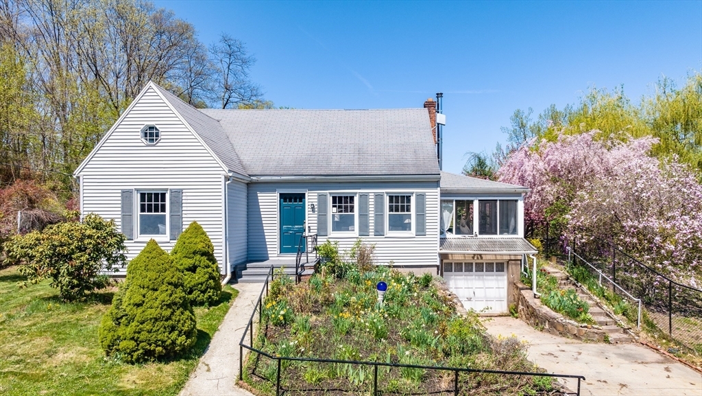 Property Photo: 2 Sylvia Ln MA 01040