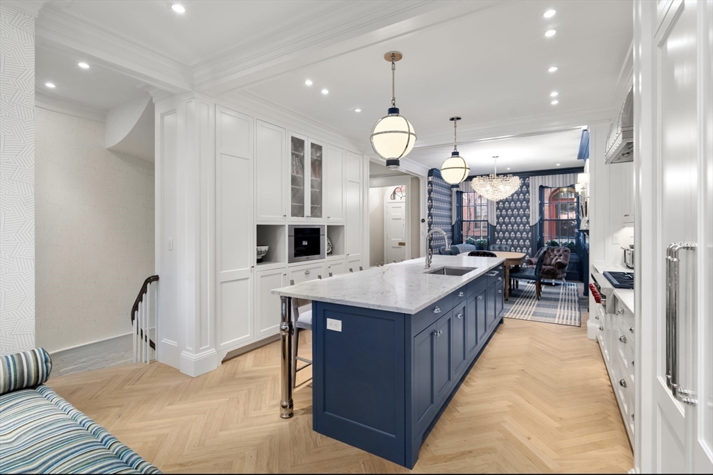Property Photo: 77 Myrtle 77 MA 02114