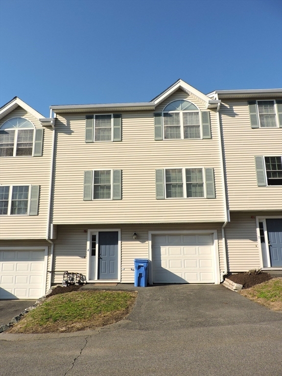 Property Photo: 1005 Trapelo Rd 4 MA 02452
