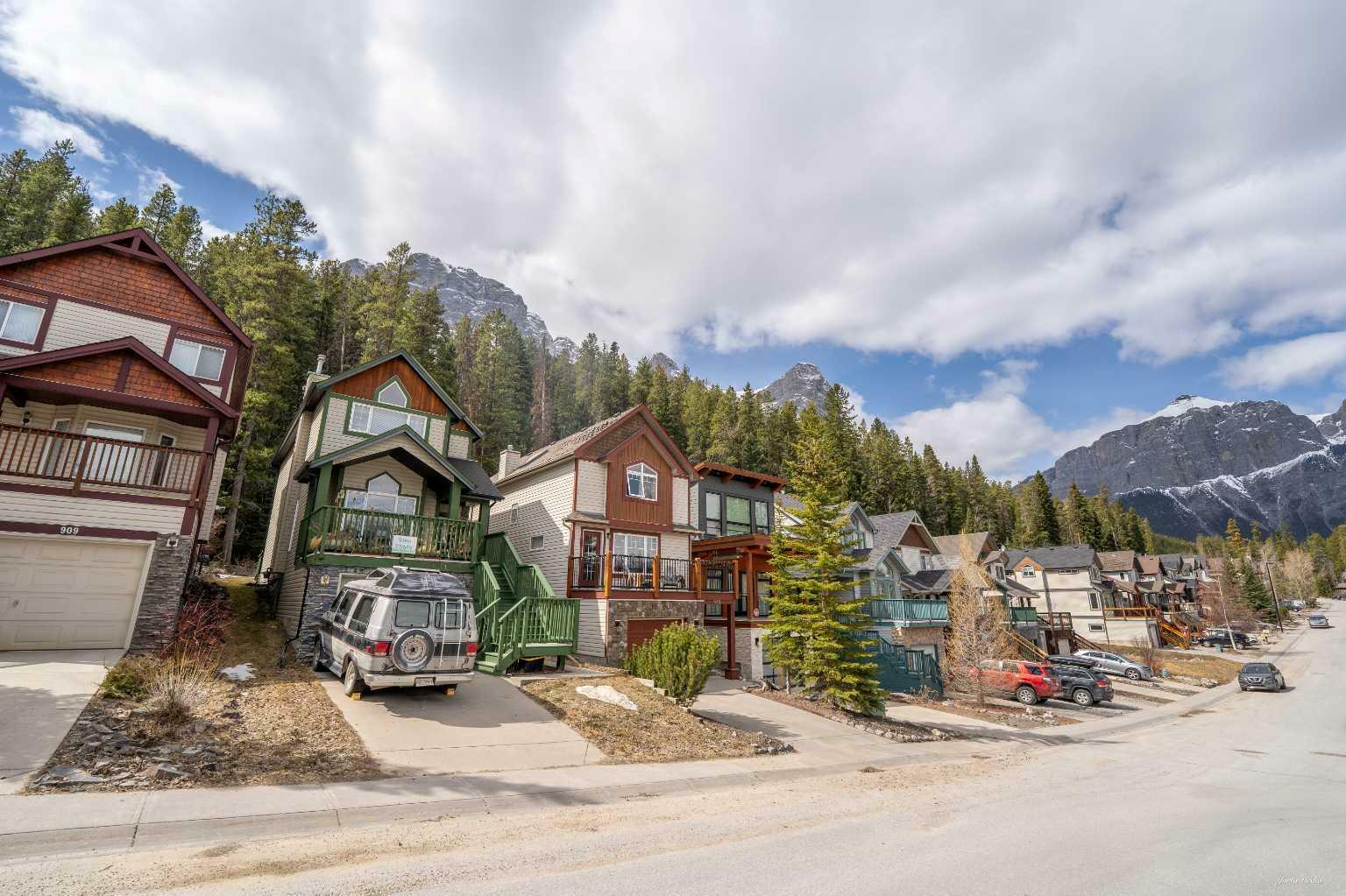 Photo de la propriété: 913 Wilson Way AB T1W 2Y8