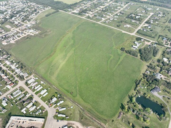 Property Photo: 11 Th Avenue AB T0H 0C0