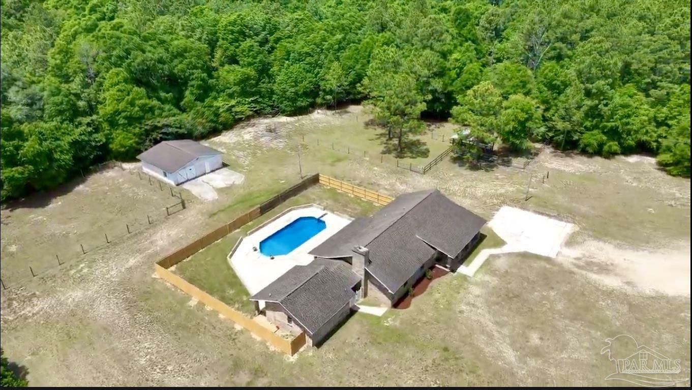 Property Photo:  5322 Richard Rd  FL 32531 