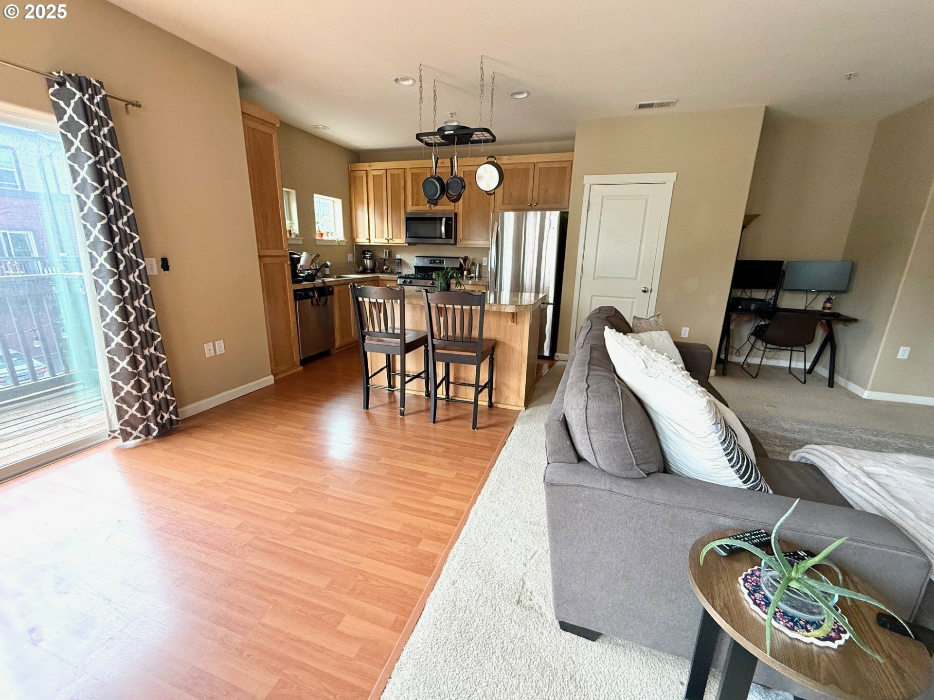 Property Photo: 22832 SW Forest Creek Dr 203 OR 97140