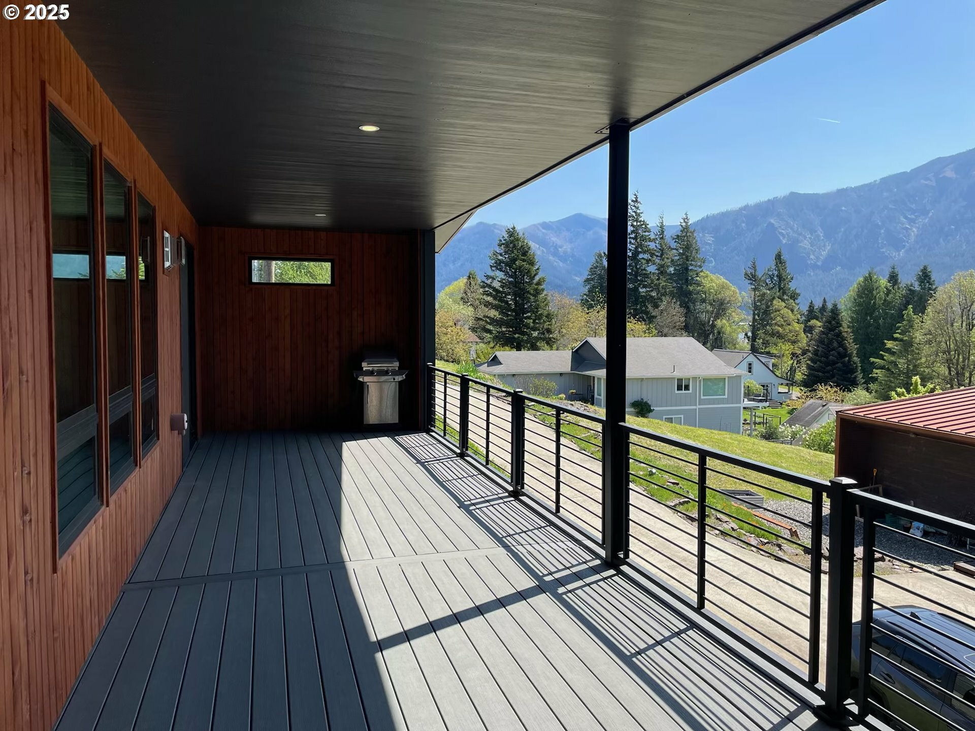Property Photo: 113 NW Willard St WA 98648