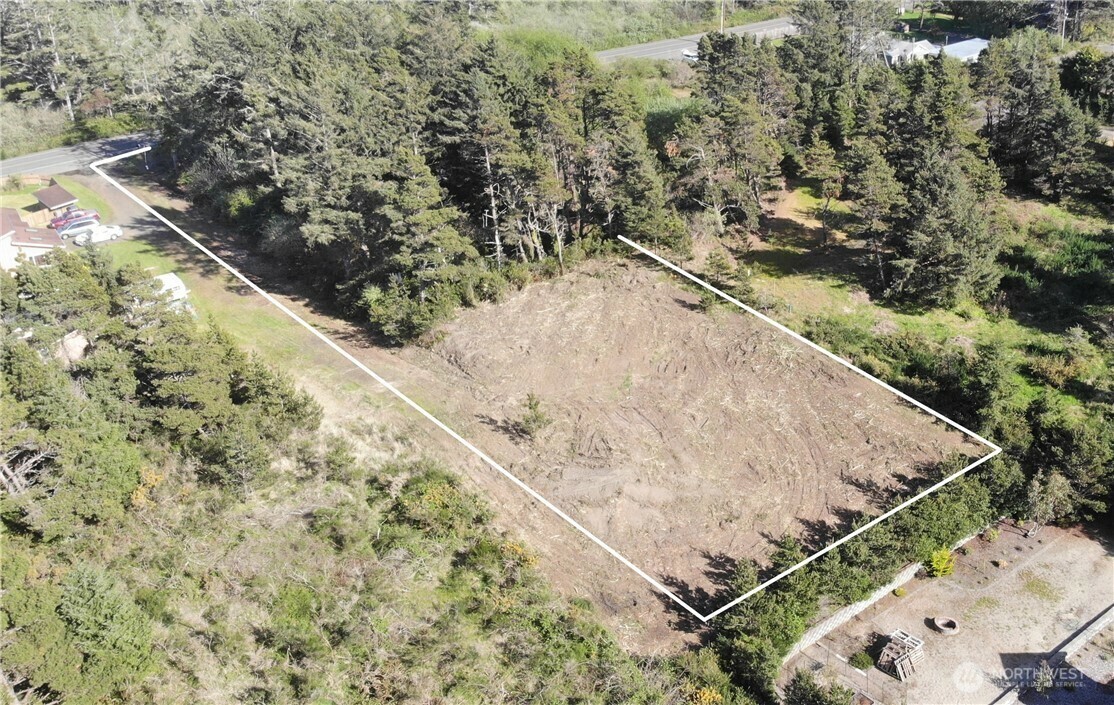 Property Photo: 605 W Claymore Lane WA 98595