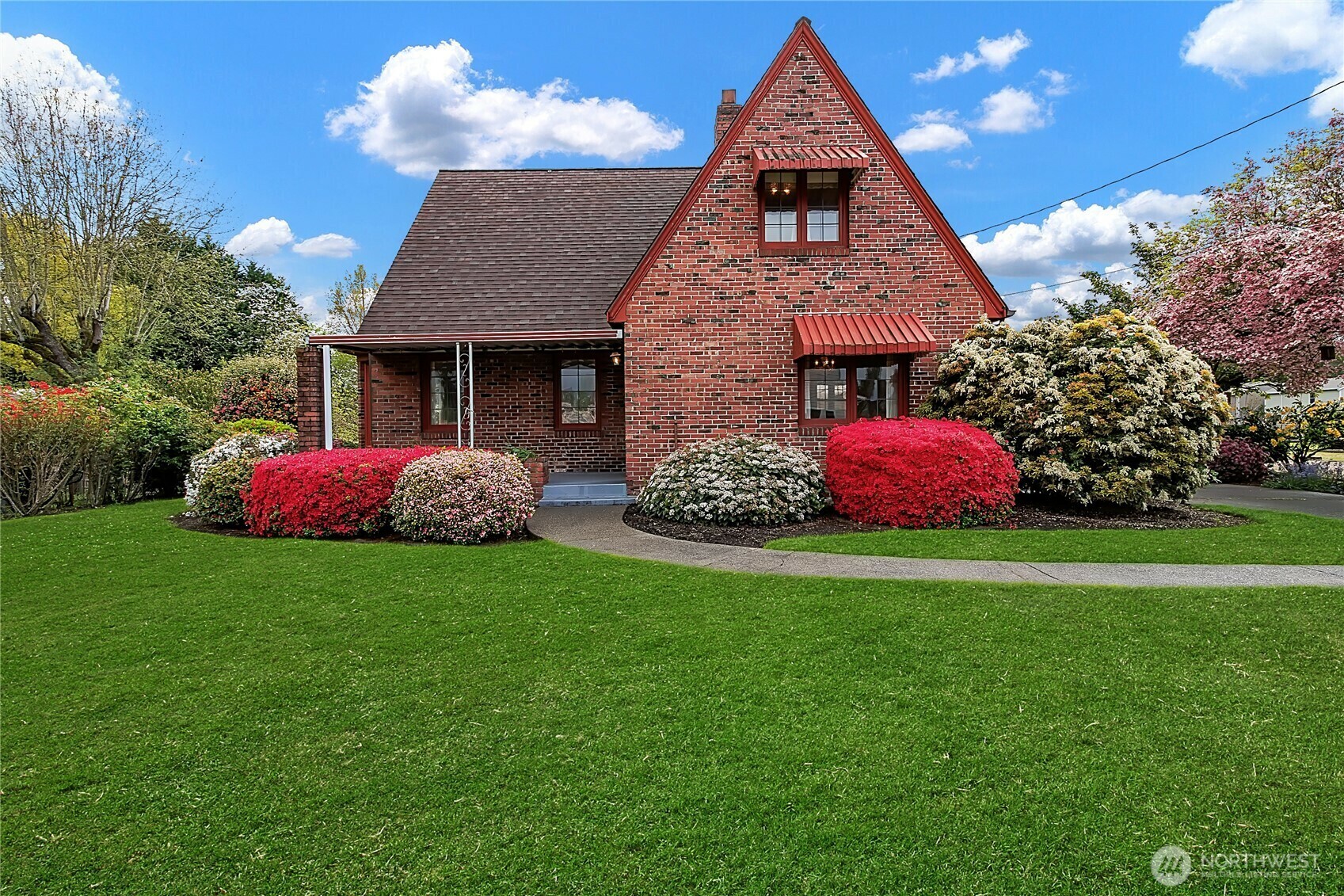 Property Photo: 6311 119th Avenue E WA 98372