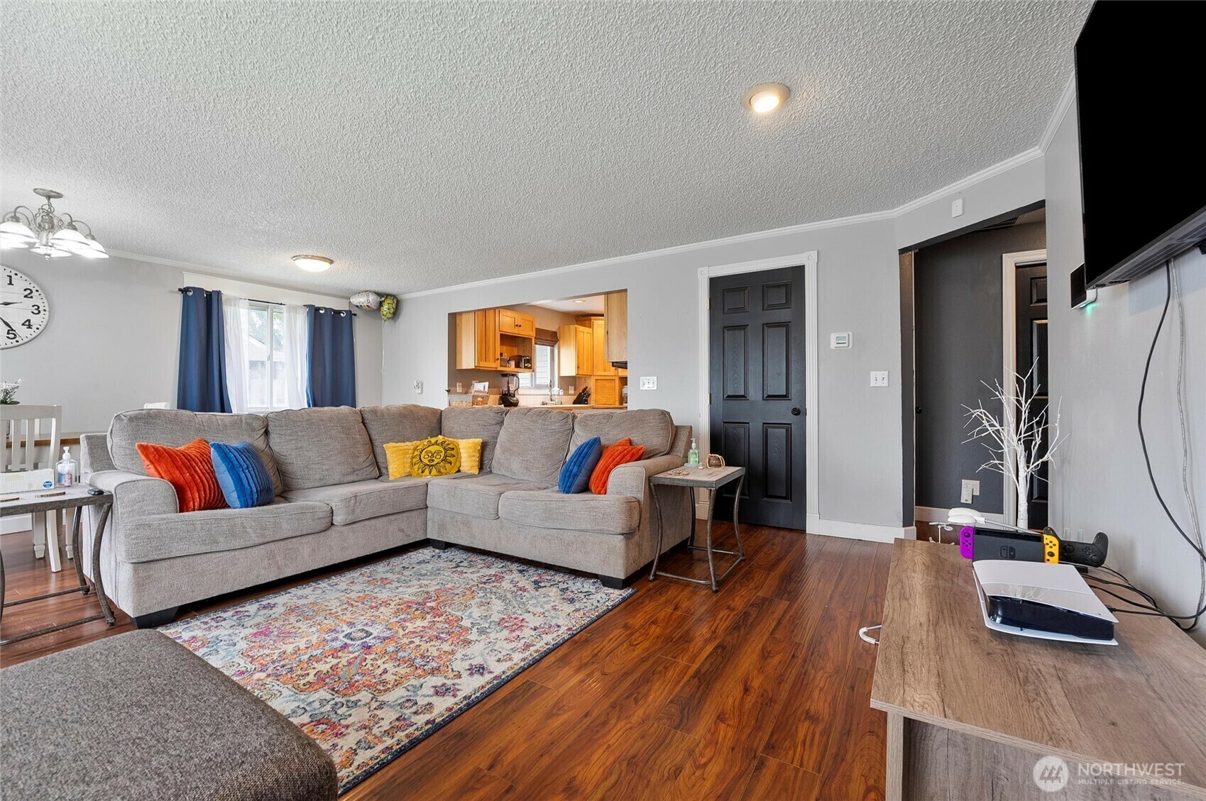 Property Photo: 18 F Street SE WA 98823