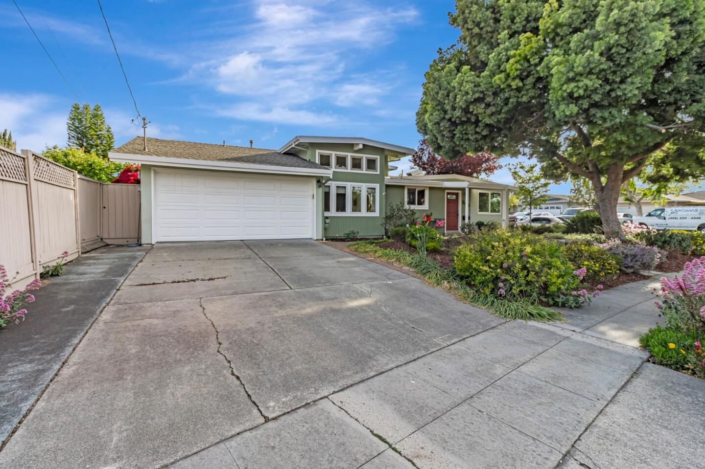 Property Photo: 550 East Arbor Avenue CA 94085