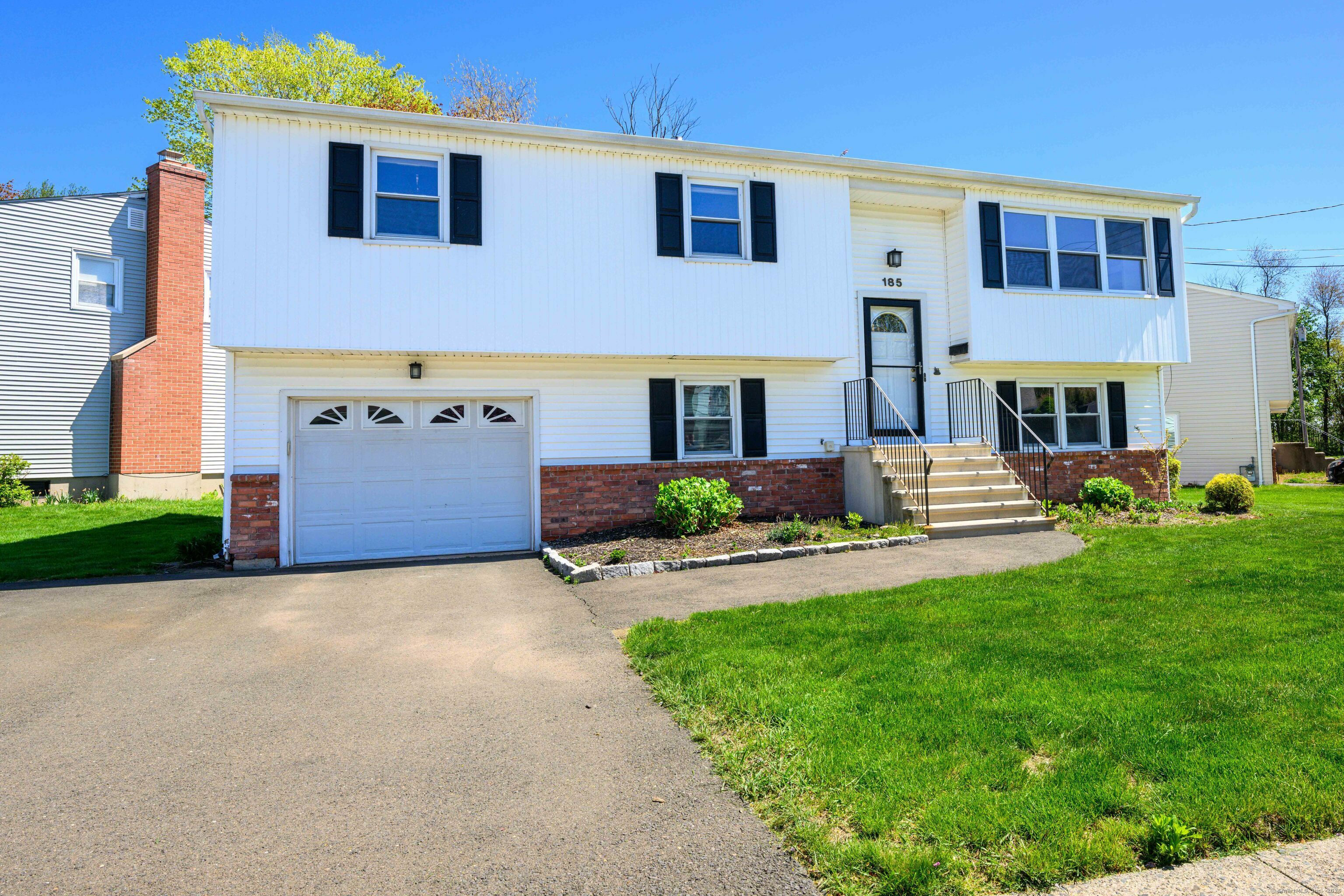 Property Photo: 185 Daniel Road CT 06517