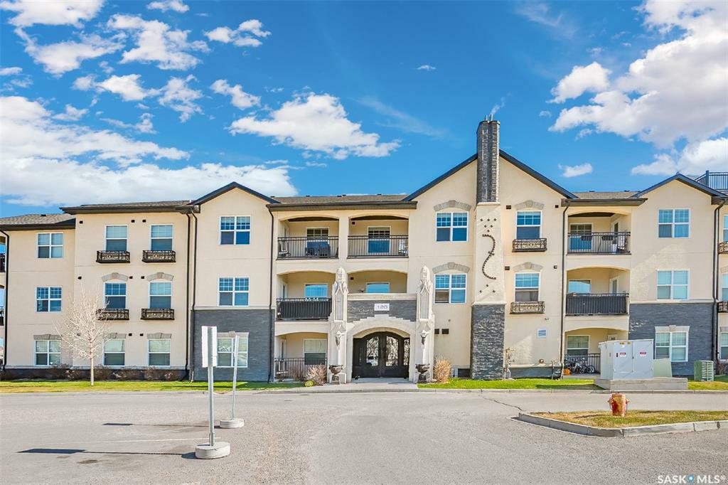 Property Photo: 120 Phelps Way 202 SK S7V 0K4