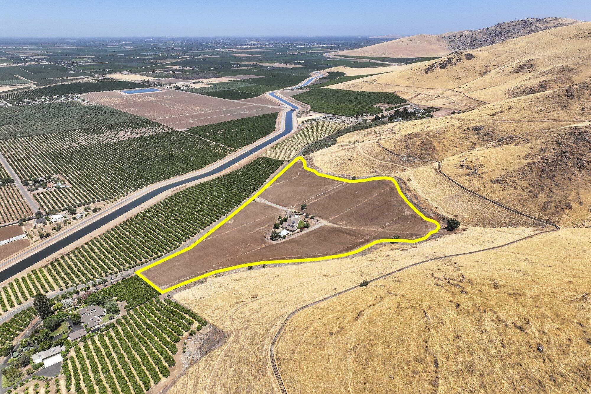 Property Photo: 25328 Burr Drive CA 93247