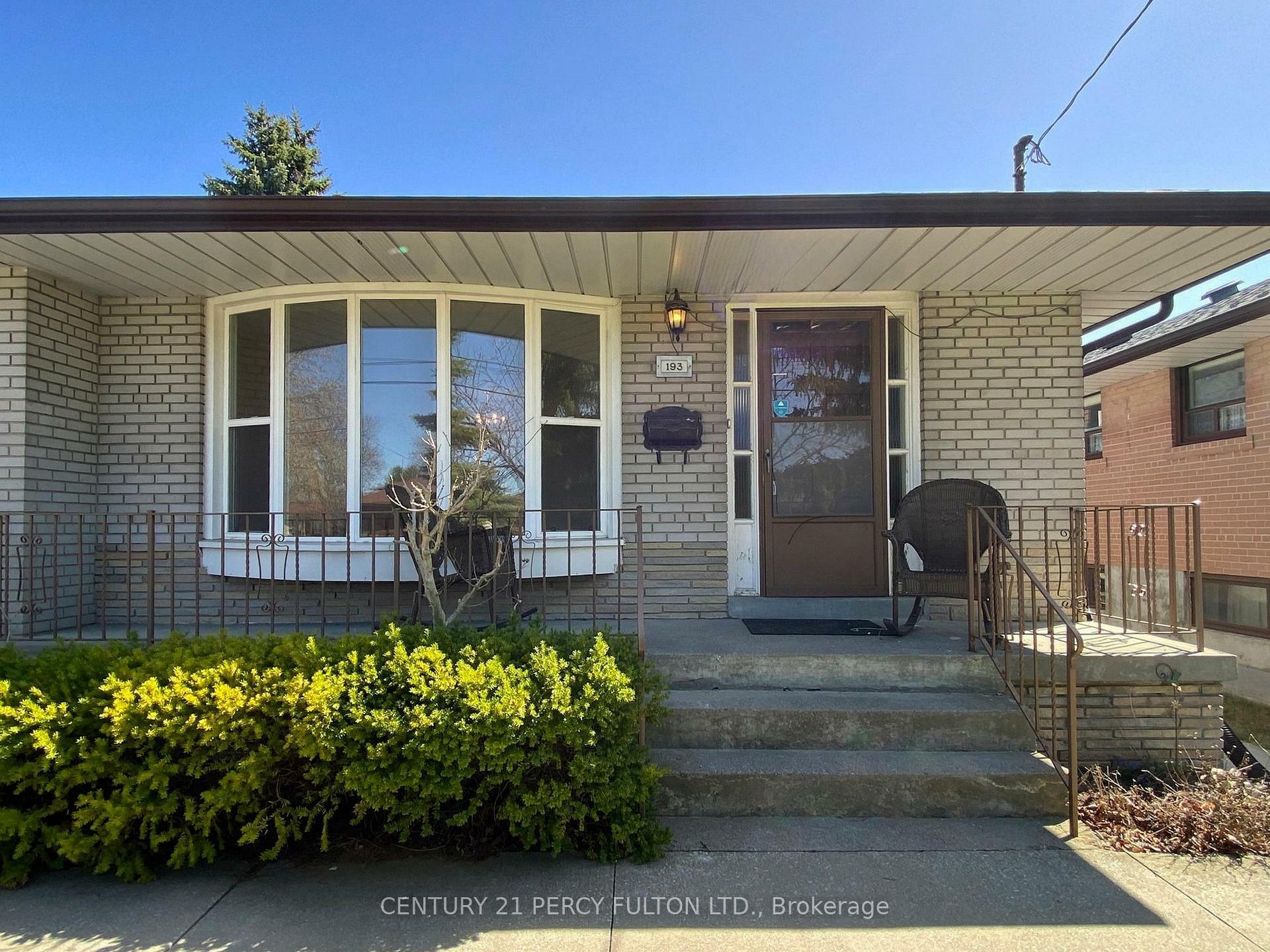 Property Photo: 193 Brimorton Drive ON M1H 2C4