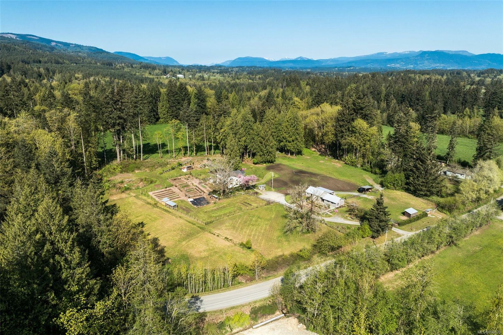 Property Photo: 4030 Hillbank Rd BC V9L 6M1