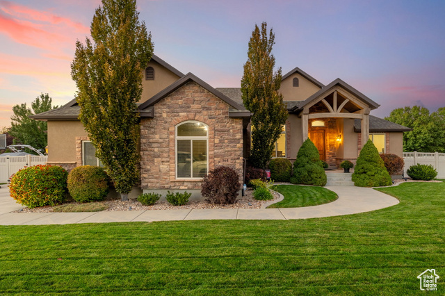 Property Photo: 564 W Aiden Ridge Dr UT 84020