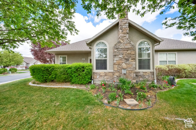 Property Photo: 6953 S Country Home Ln W UT 84084