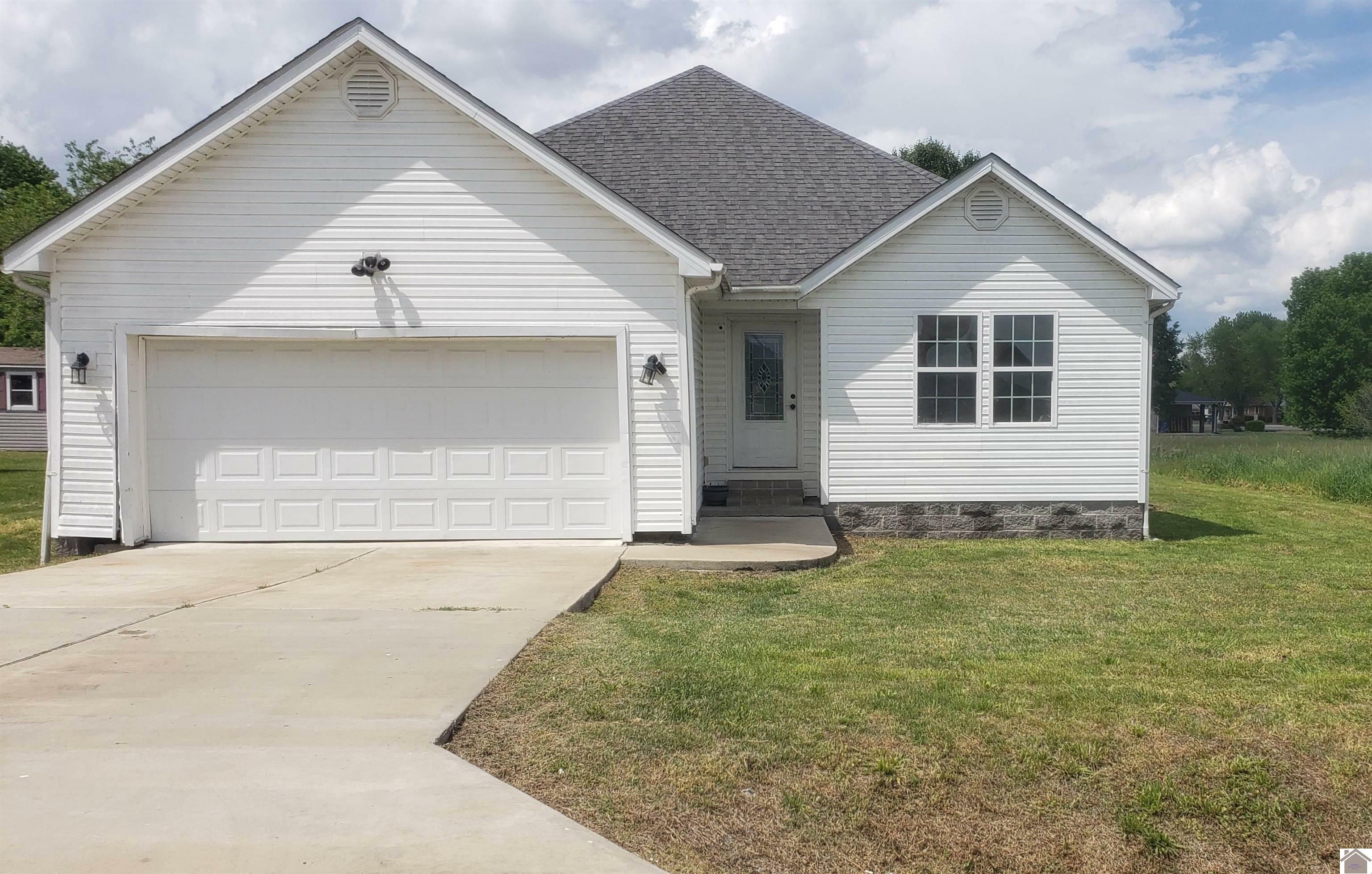Property Photo: 144 Braxton Bend KY 42058