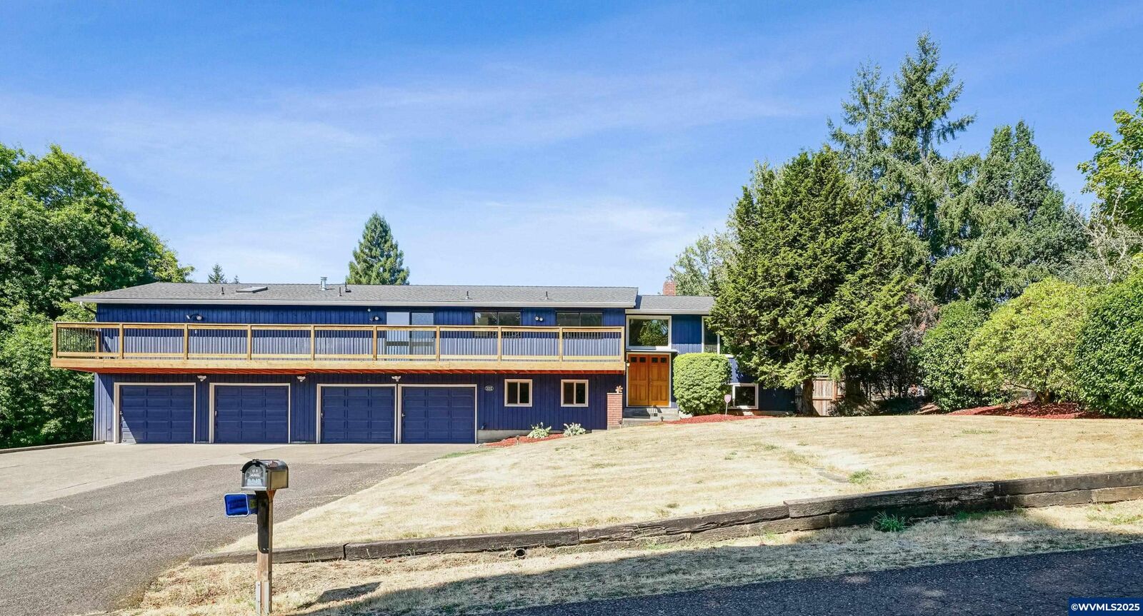 Property Photo: 3212 Terrace NW Dr OR 97321