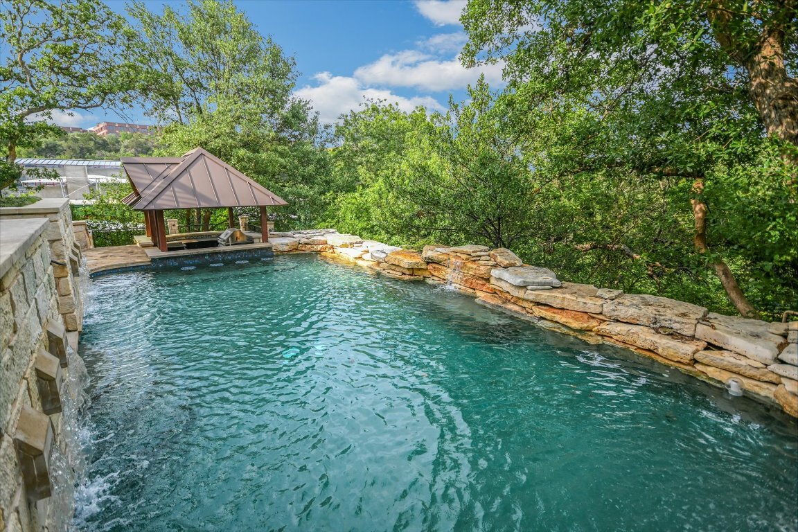 Property Photo: 1703 Brookhaven Drive TX 78704