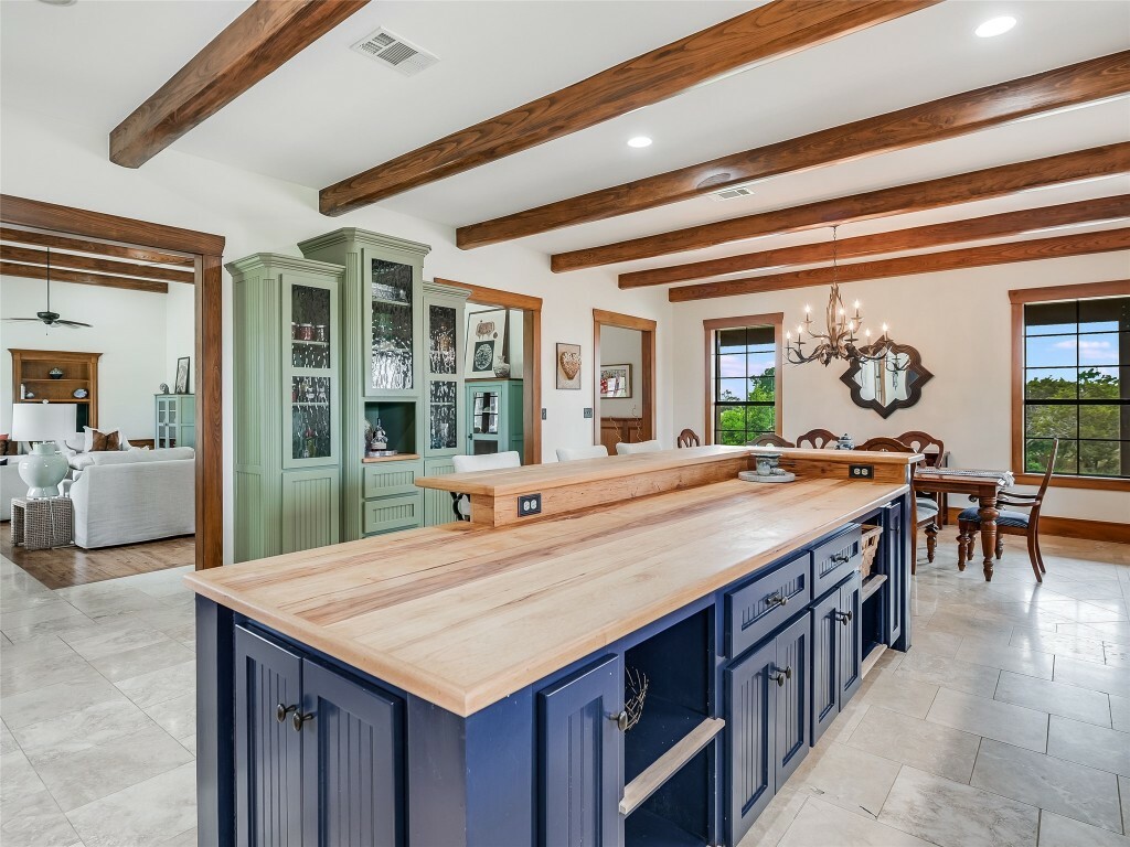 424 Hidden Creek Drive  Dripping Springs TX 78620 photo