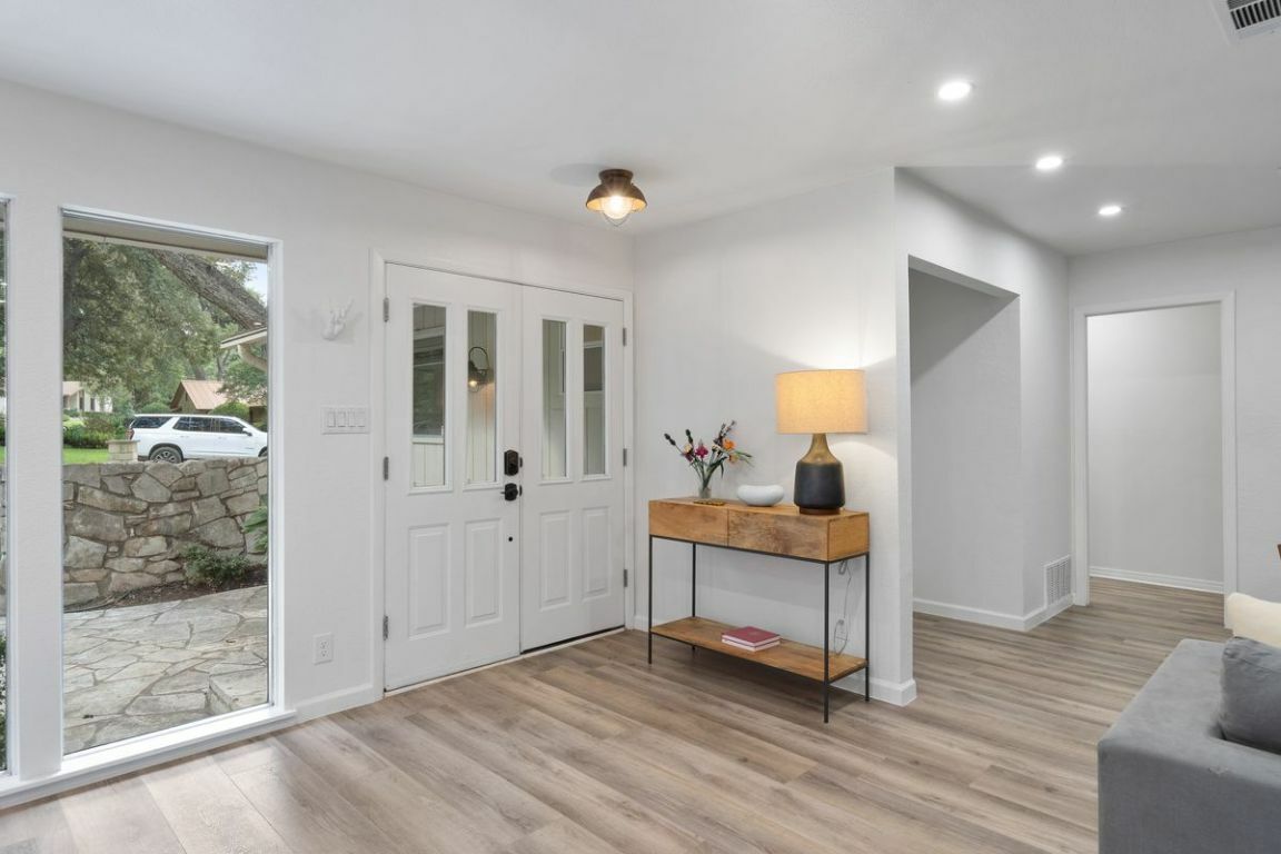Property Photo: 6700 Troll Haven TX 78746