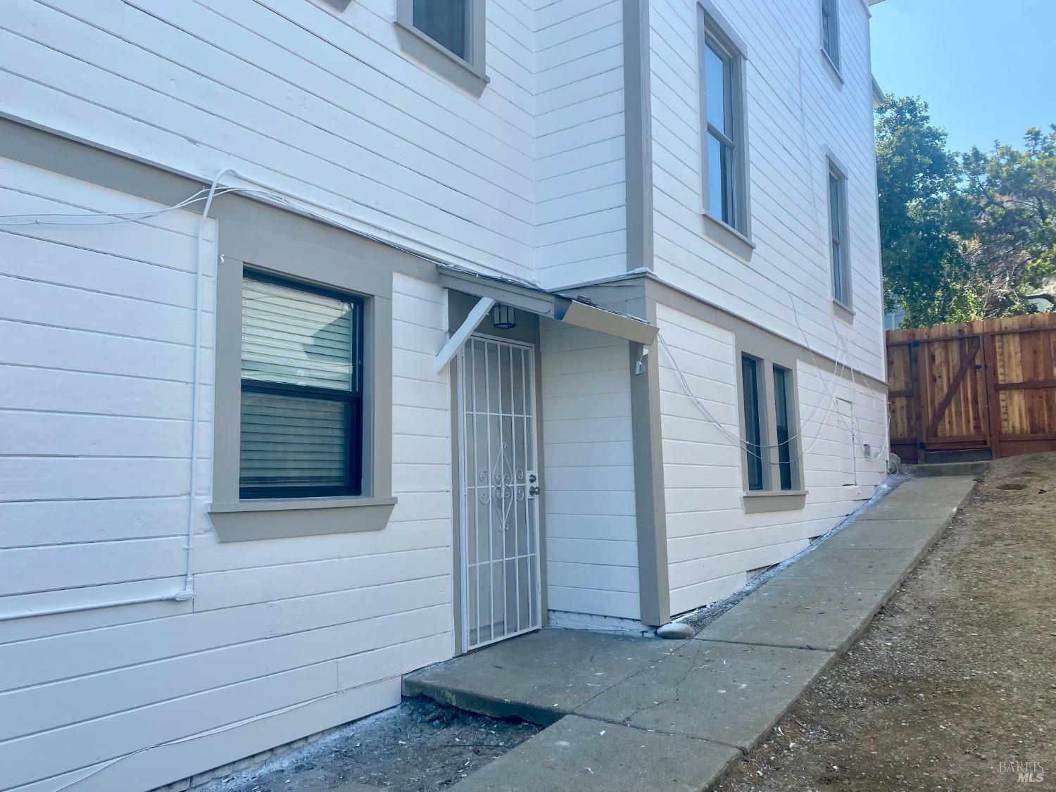 Property Photo: 412 416 Kentucky Street CA 94590
