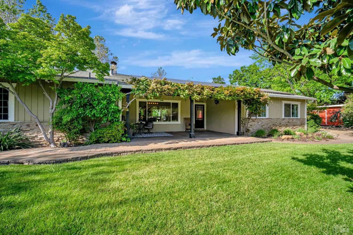 Property Photo: 6276 Old Redwood Highway CA 95403