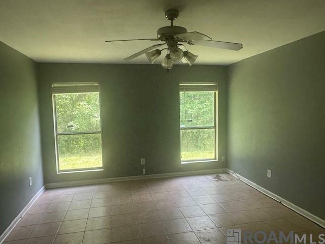 Property Photo: 23904 Springhill Dr LA 70726