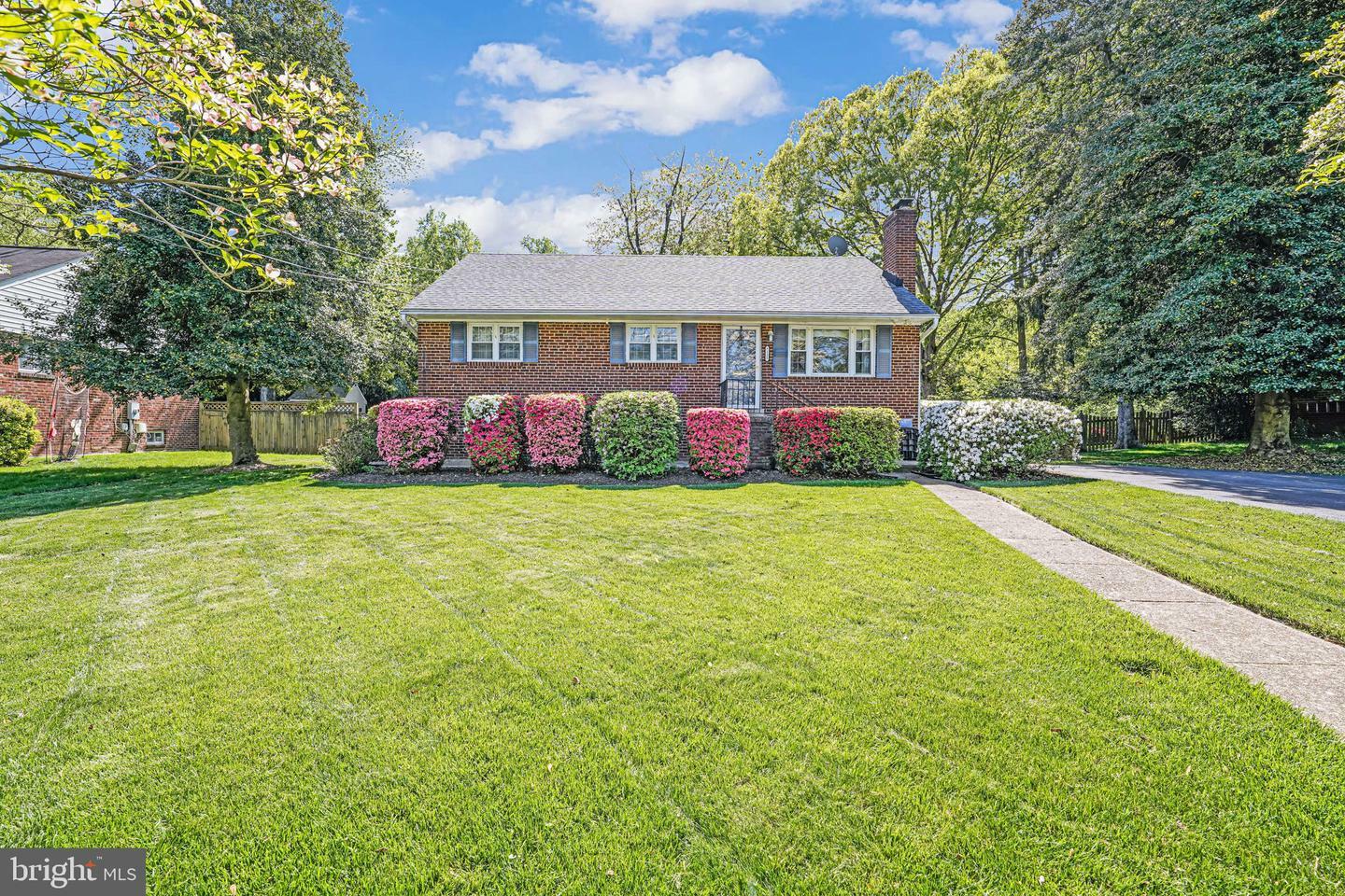 Property Photo:  7131 Murray Lane  VA 22003 