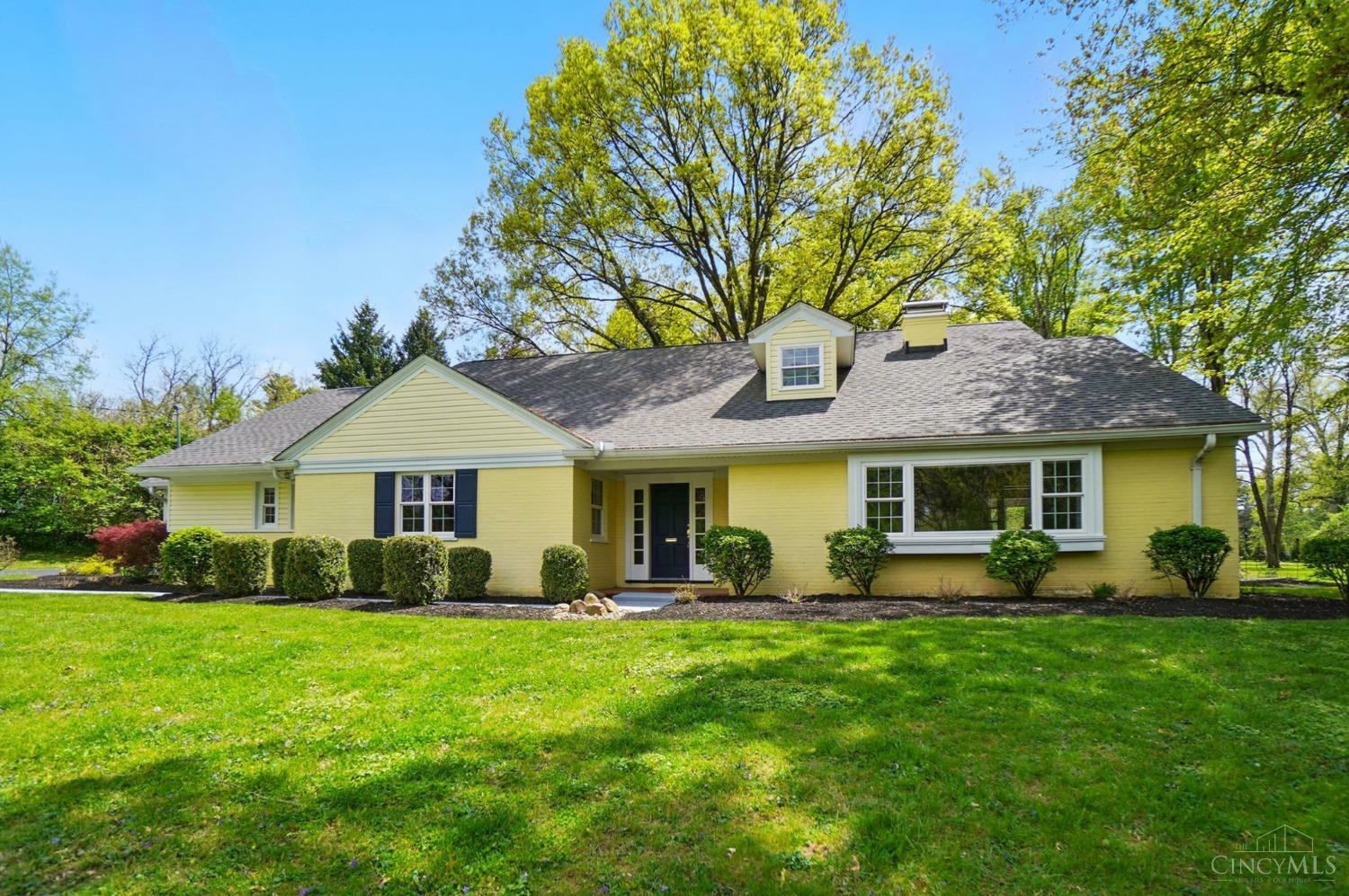 Property Photo: 2659 Willowbrook Drive OH 45237