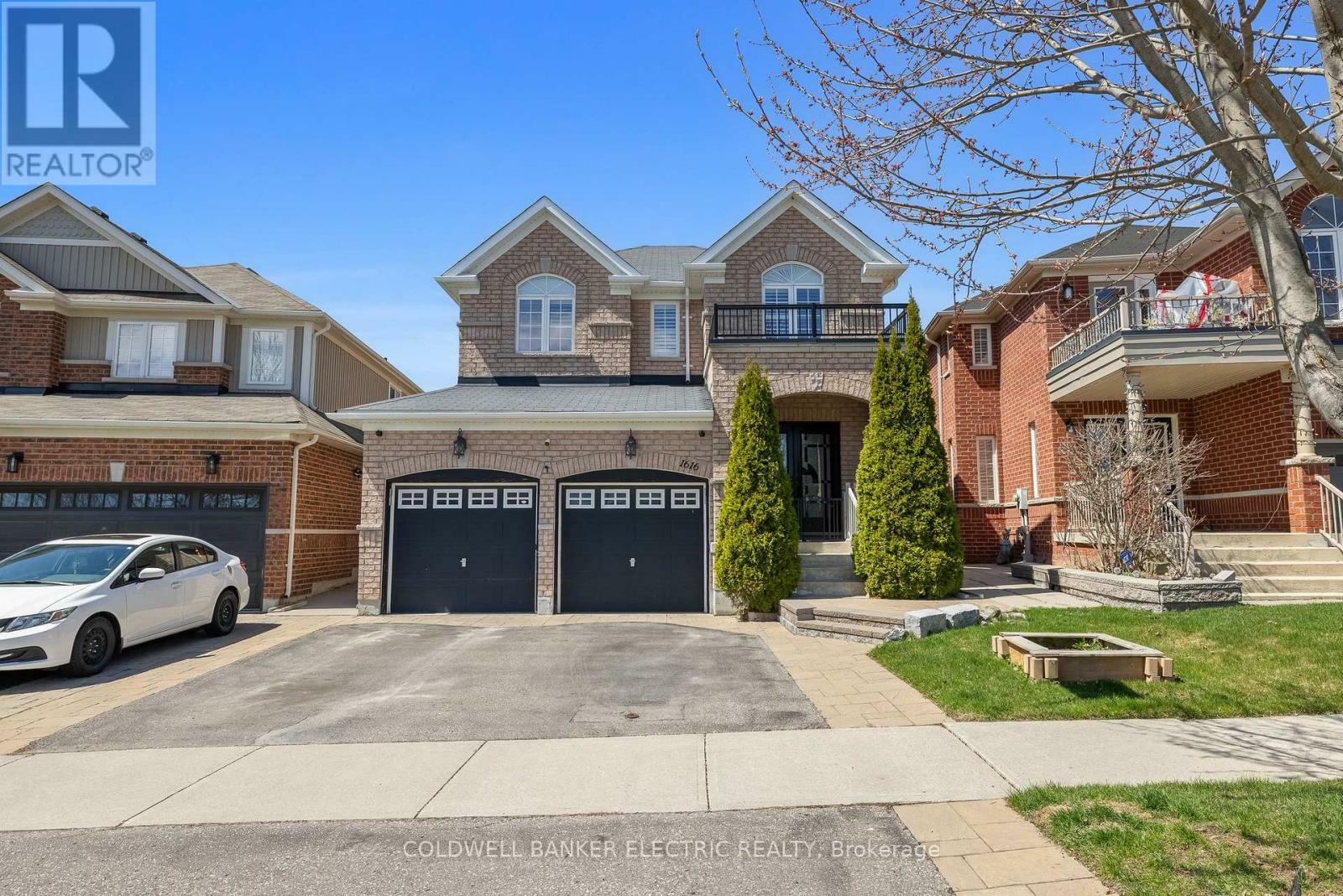 Property Photo: 1616 Glenbourne Drive ON L1K 0G2