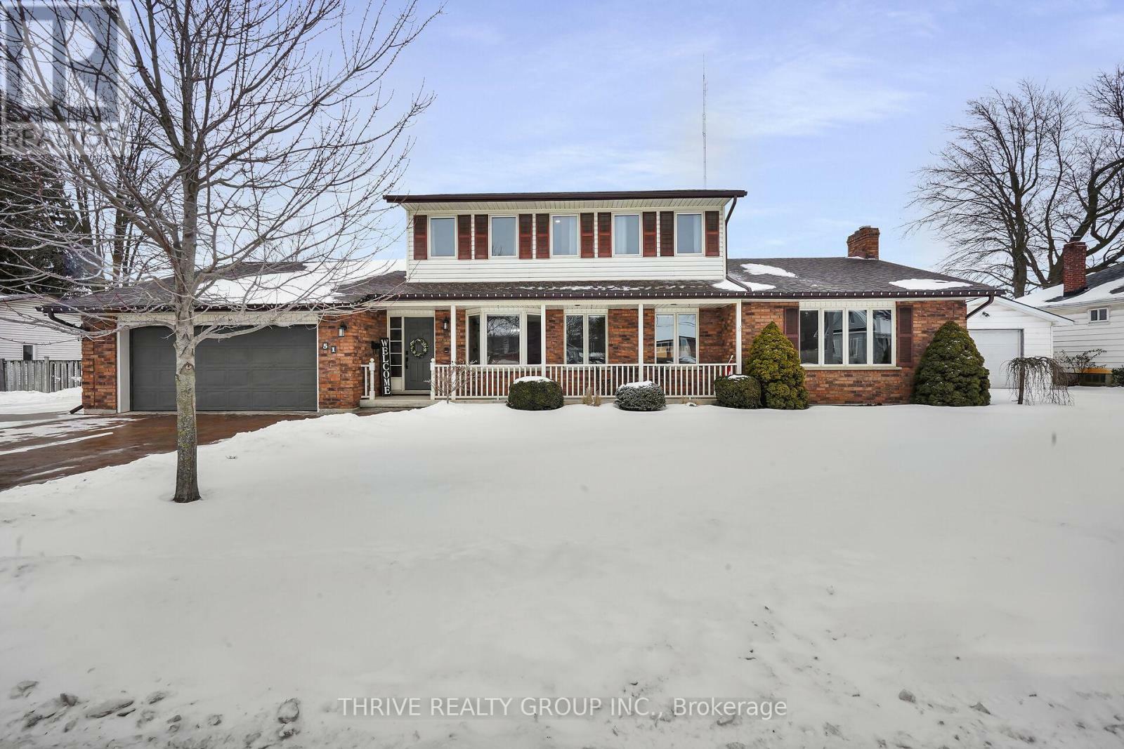 Property Photo: 51 Queen Street ON N7G 2H5