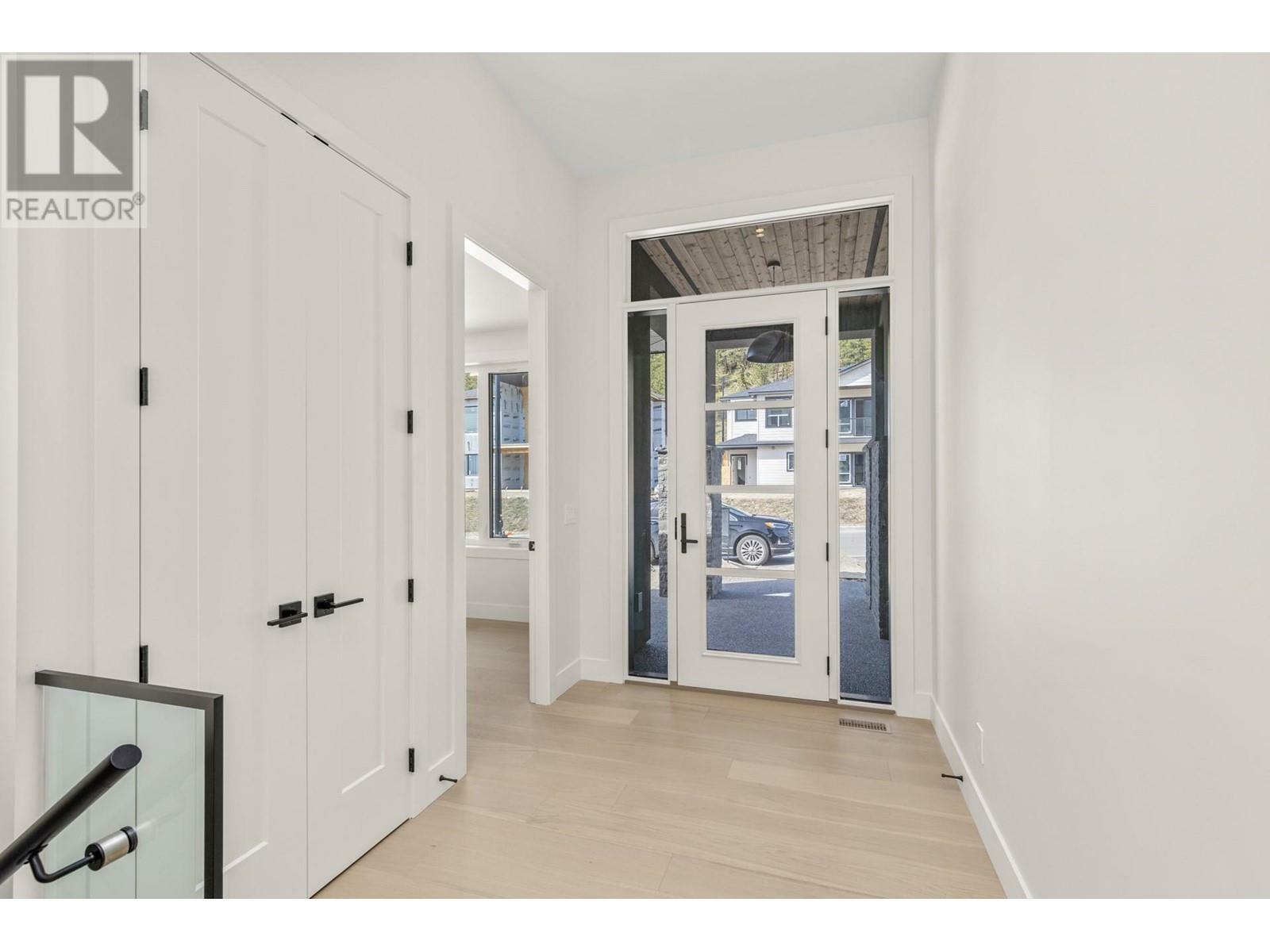 Property Photo: 873 Melrose Street BC V1P 0A8