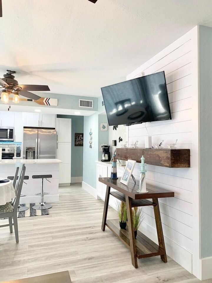 Property Photo: 4000 Gulf Terrace Drive 108 FL 32541