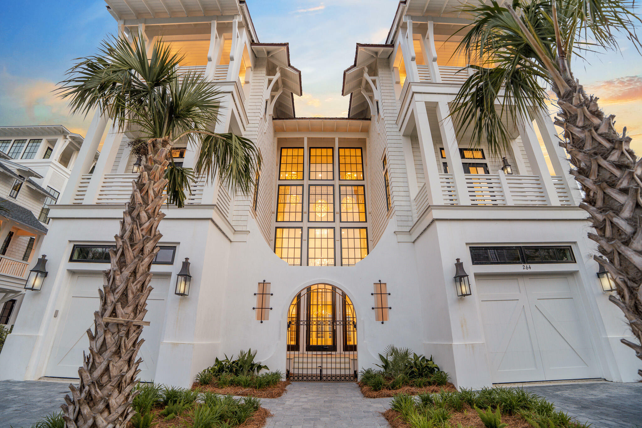 Property Photo: 264 Grace Point Way FL 32461