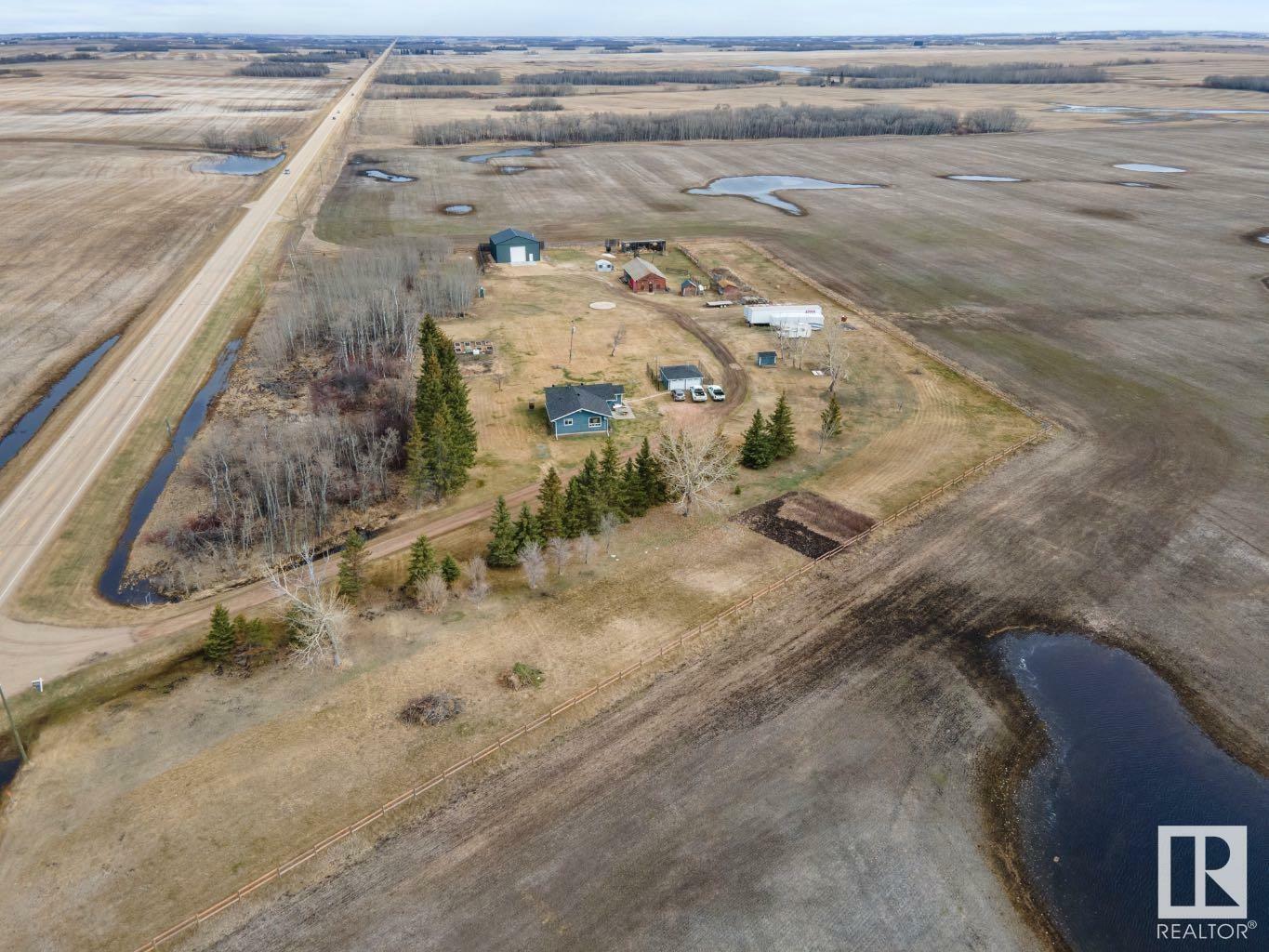 Property Photo: 43117 Highway 855 AB T0B 2A0