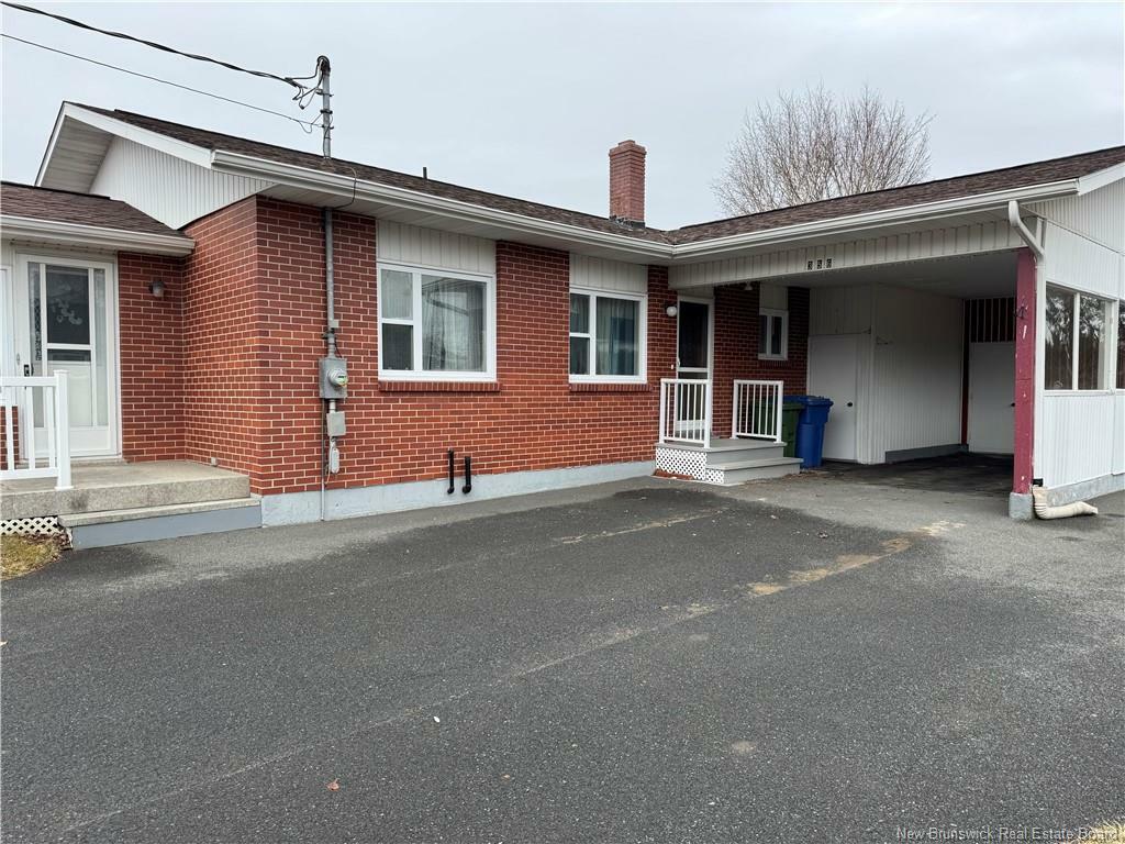 Photo de la propriété: 356 Chapel Street NB J7W 0H7