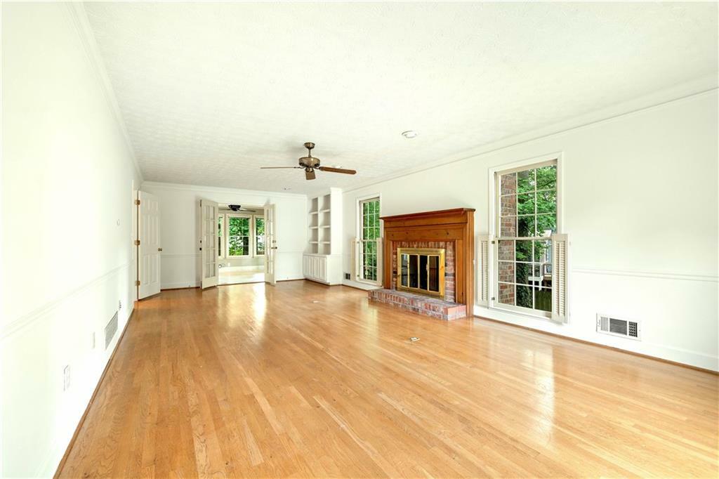 Property Photo: 1864 Gloucester Court GA 30078