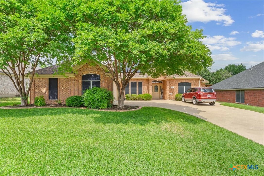 Property Photo: 610 Pomegranate Circle TX 76548