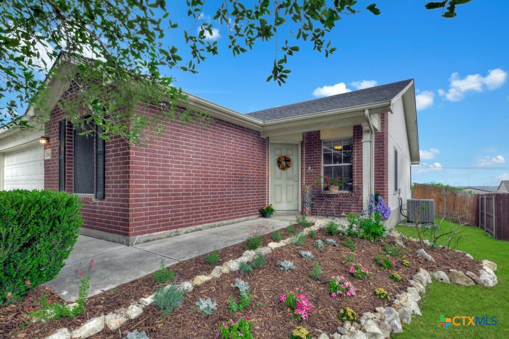 Property Photo: 3541 Tilden Trail TX 78132