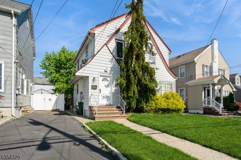 Property Photo: 222 Yale Ter NJ 07036