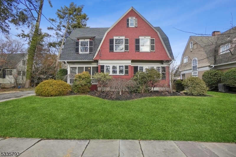 Property Photo: 907 Hillside Ave NJ 07060