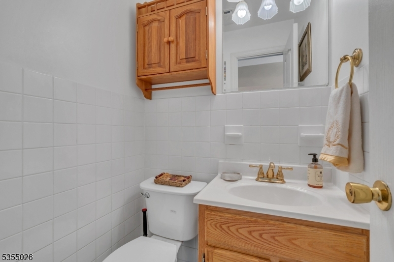 Property Photo: 55 Dorchester Ct NJ 08844