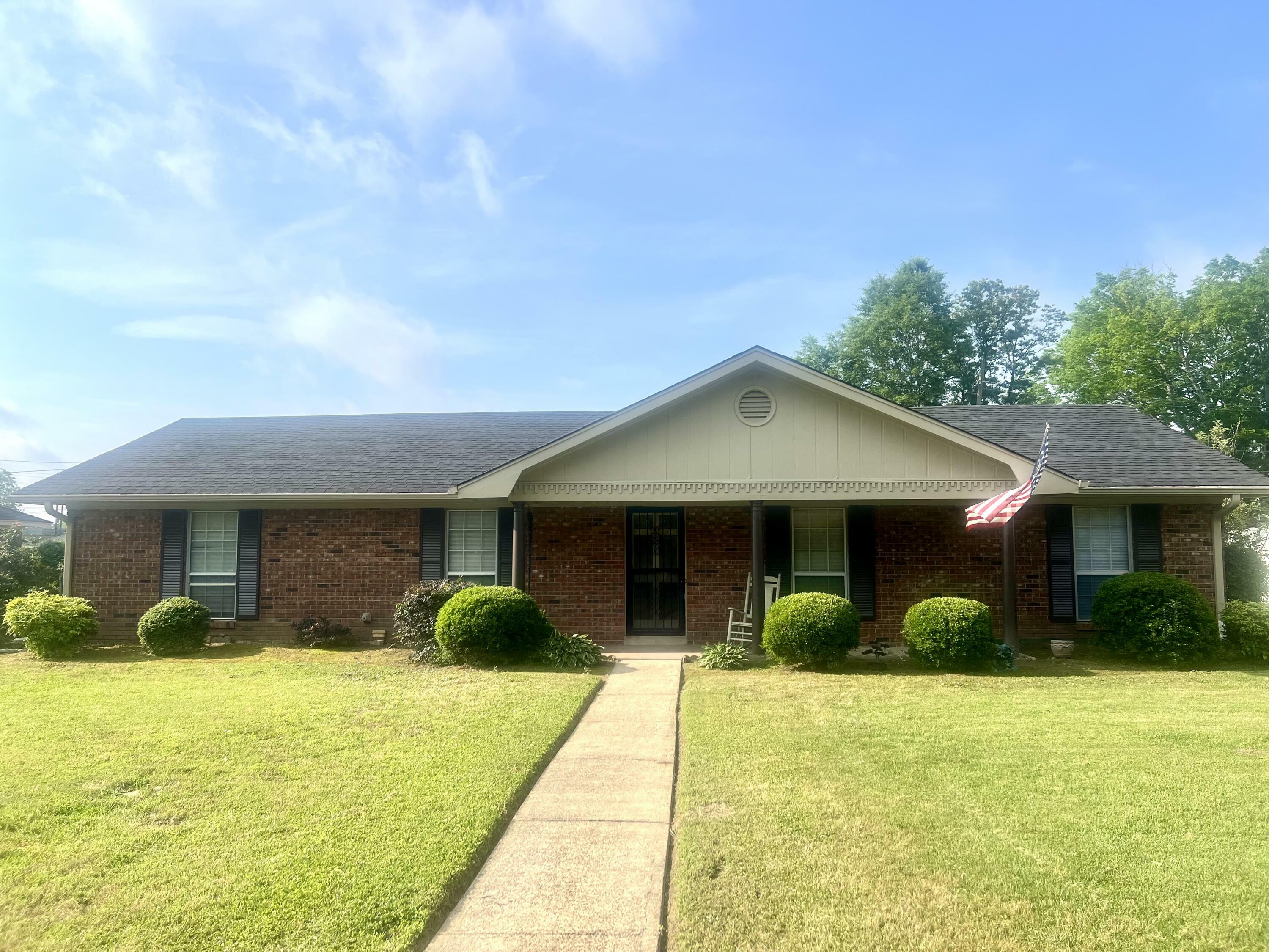 824 Skylark Dr  Columbus MS 39702 photo