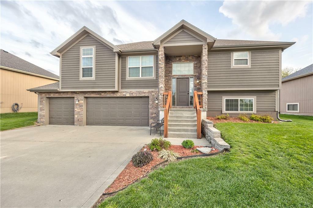 Property Photo:  15239 Sycamore Street  KS 66007 