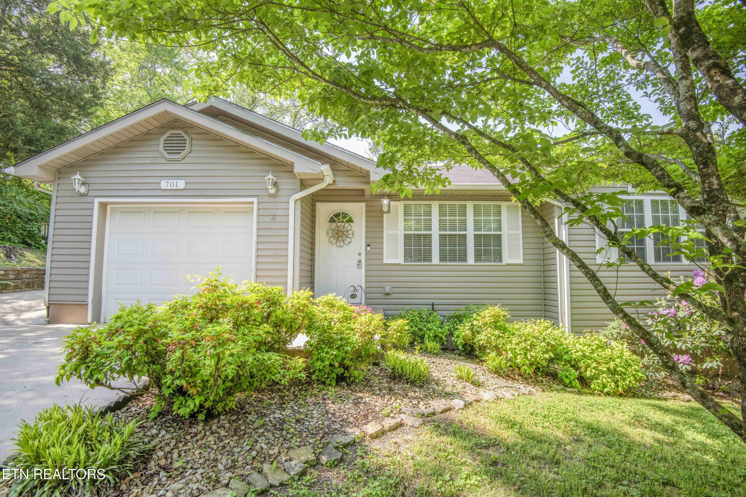 Property Photo: 701 Hill St TN 37763