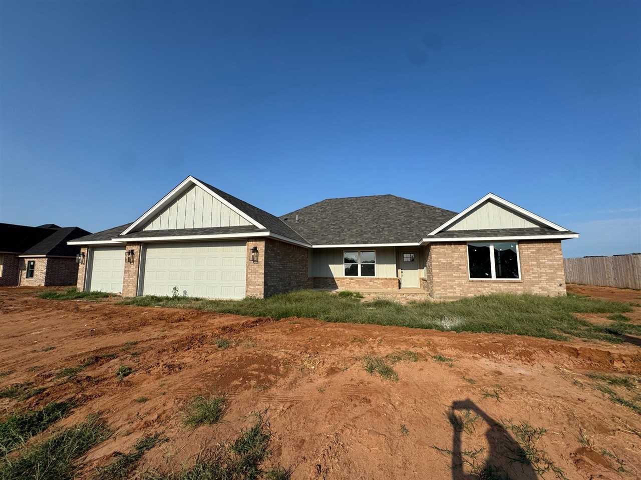 Property Photo: 334 Weaver Way OK 73541