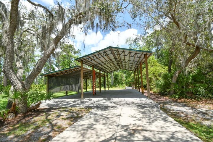 Property Photo: 15305 Shady Lane FL 32778