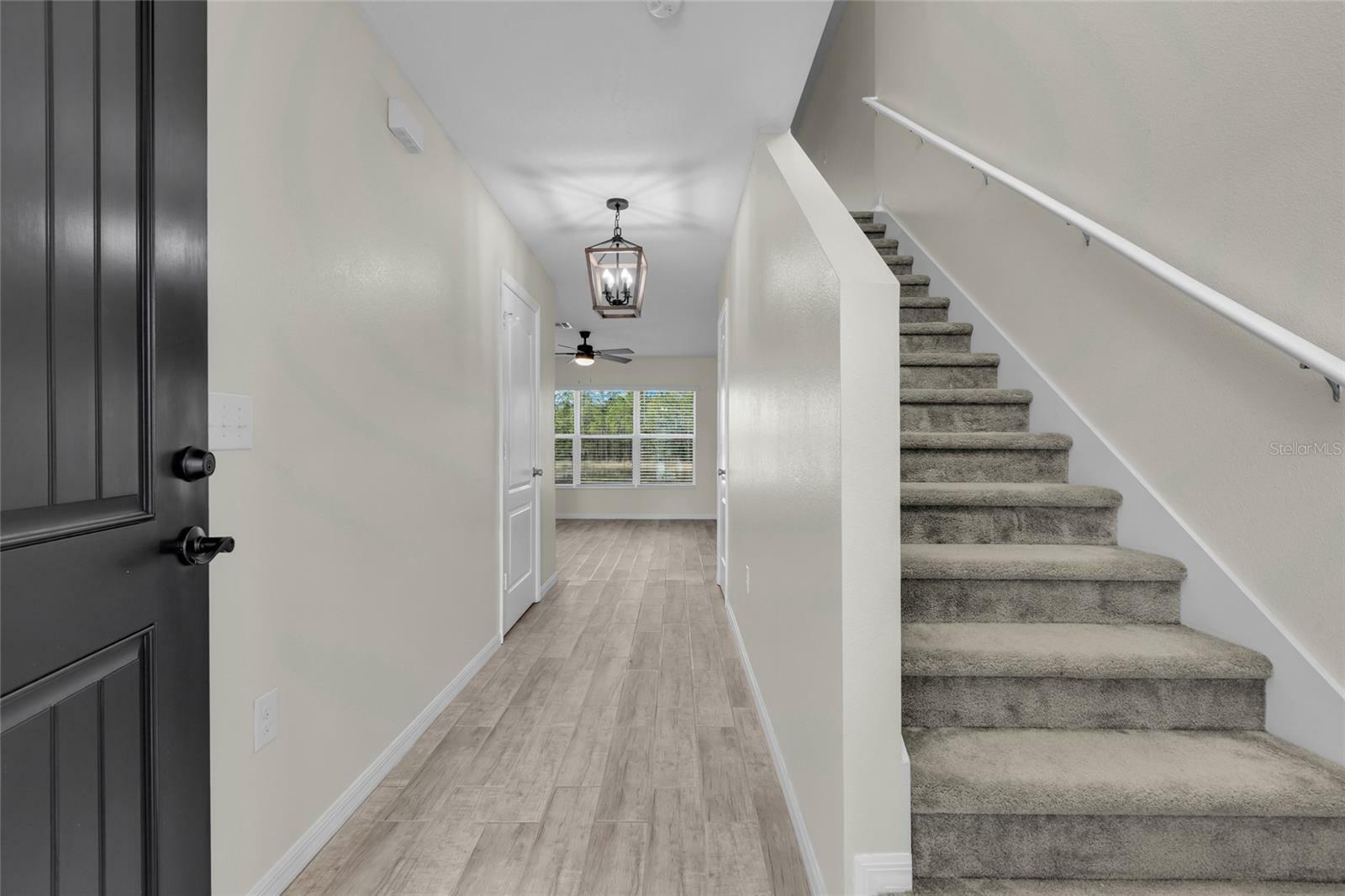 Property Photo: 216 Miles Court FL 33837