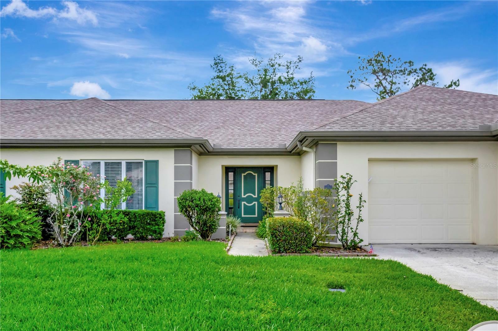 Property Photo: 18807 Tournament Trail FL 33647